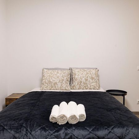 Deluxe Central Elizabeth Residence W/ 4Bedrm, 2Bathrm, 1Lvngrm Budapest Exterior foto