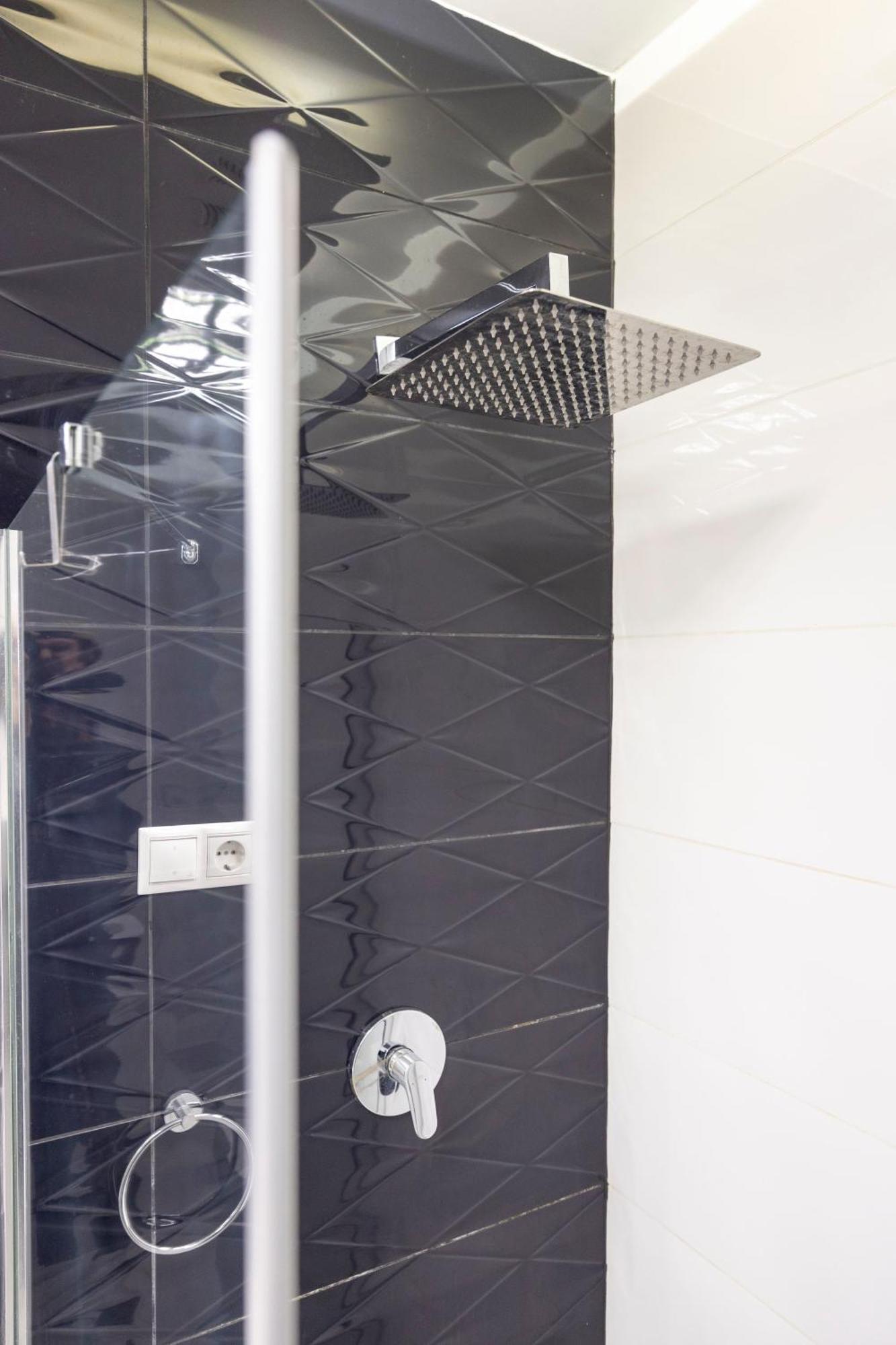 Deluxe Central Elizabeth Residence W/ 4Bedrm, 2Bathrm, 1Lvngrm Budapest Exterior foto